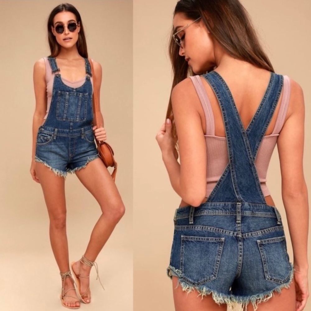 Free People - Summer Babe High Low Distressed Denim Short Overalls in Size 26